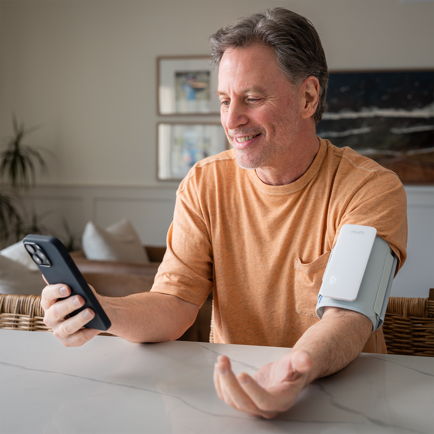 ihealth-neo-wireless-oberarm-blutdruckmessger-t-bluetooth-app image 2
